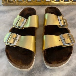 Gold leather straps, silver buckle Birkenstock.